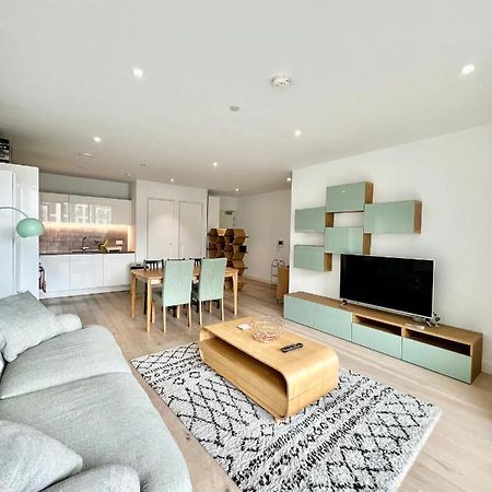 Luxury 2 Bedroom 2 Bathroom Apartment - London City Airport Εξωτερικό φωτογραφία