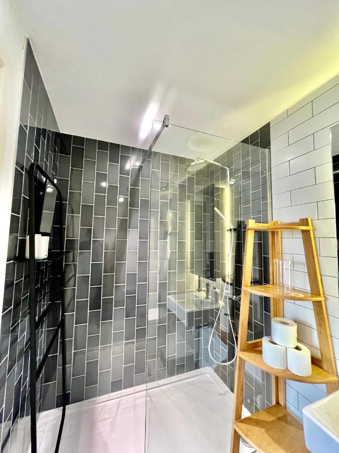 Luxury 2 Bedroom 2 Bathroom Apartment - London City Airport Εξωτερικό φωτογραφία