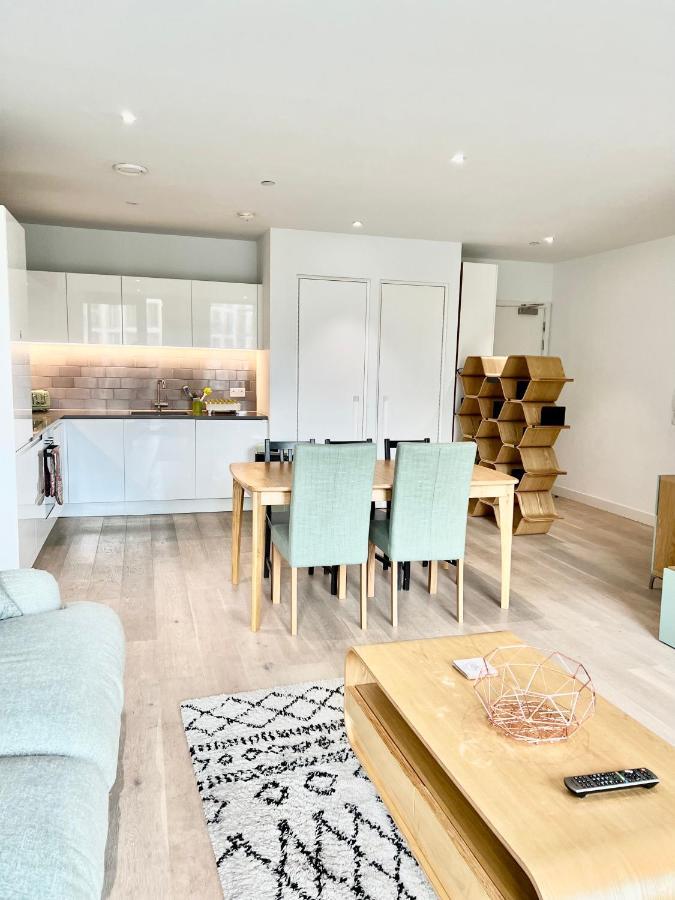 Luxury 2 Bedroom 2 Bathroom Apartment - London City Airport Εξωτερικό φωτογραφία