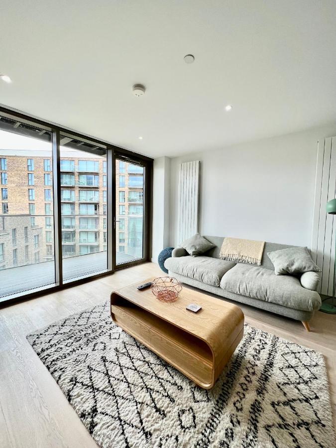 Luxury 2 Bedroom 2 Bathroom Apartment - London City Airport Εξωτερικό φωτογραφία
